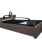 plokštelės / vamzdžio metalo pluošto lazeriu pjaustymo mašina vienas darbinis stalas