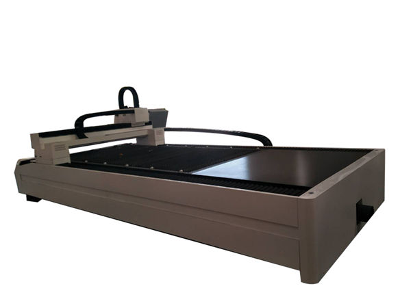 plokštelės / vamzdžio metalo pluošto lazeriu pjaustymo mašina vienas darbinis stalas